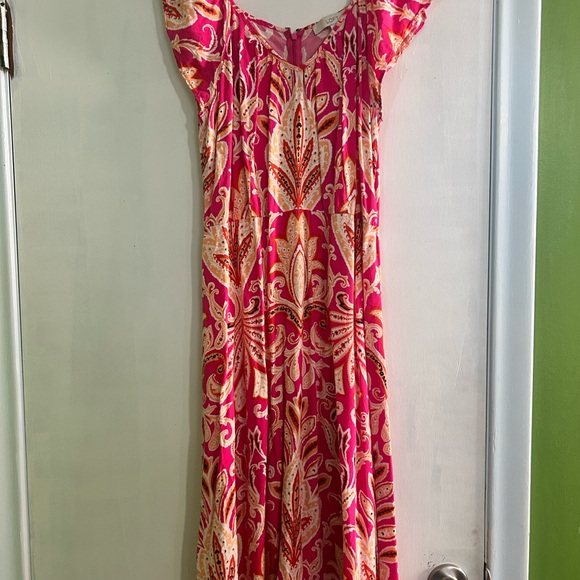 Vibrant Pink Paisley Dress - Picture 1 of 5